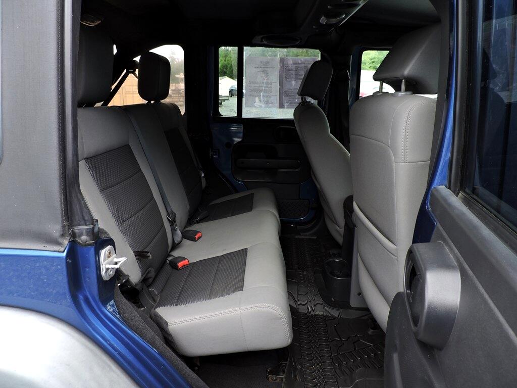 Jeep Wrangler Unlimited Sport 4WD 2010 Jeep Wrangler Unlimited Sport 4WD 2010