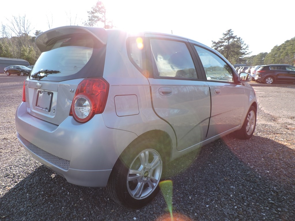 Chevrolet Aveo5 LT 2010