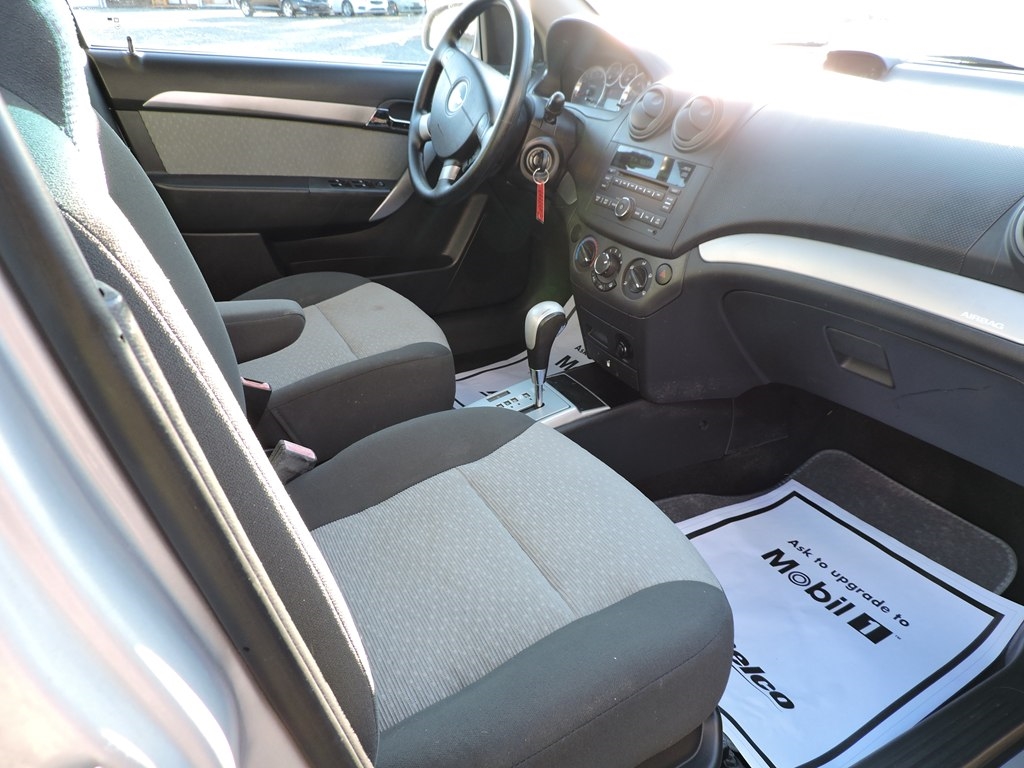 Chevrolet Aveo5 LT 2010