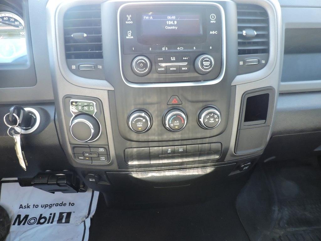 RAM 1500 Tradesman Regular Cab SWB 4WD 2013