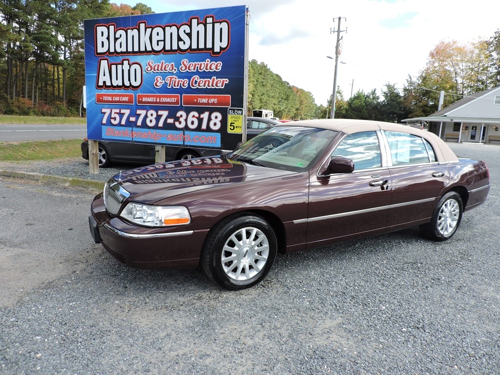 2007 Lincoln Town Car Signature