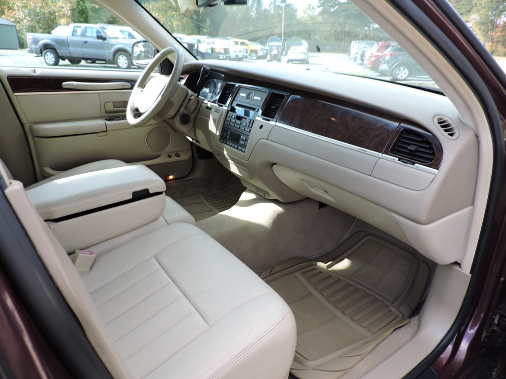 Lincoln Town Car Signature 2007 Lincoln Town Car Signature 2007