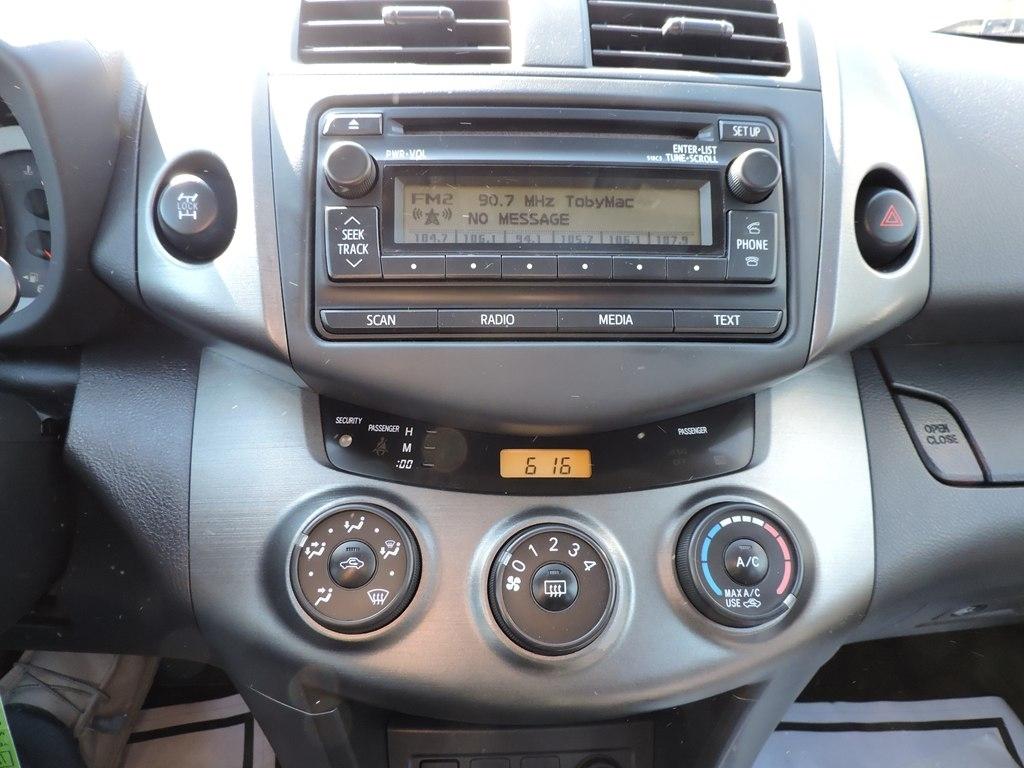 Toyota RAV4 Sport I4 4WD 2012