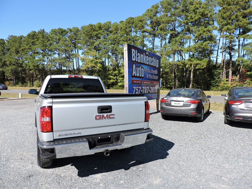 GMC Sierra 1500 Base Double Cab 4WD 2016 GMC Sierra 1500 Base Double Cab 4WD 2016