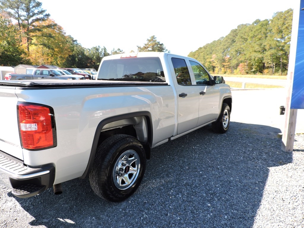 GMC Sierra 1500 Base Double Cab 4WD 2016 GMC Sierra 1500 Base Double Cab 4WD 2016