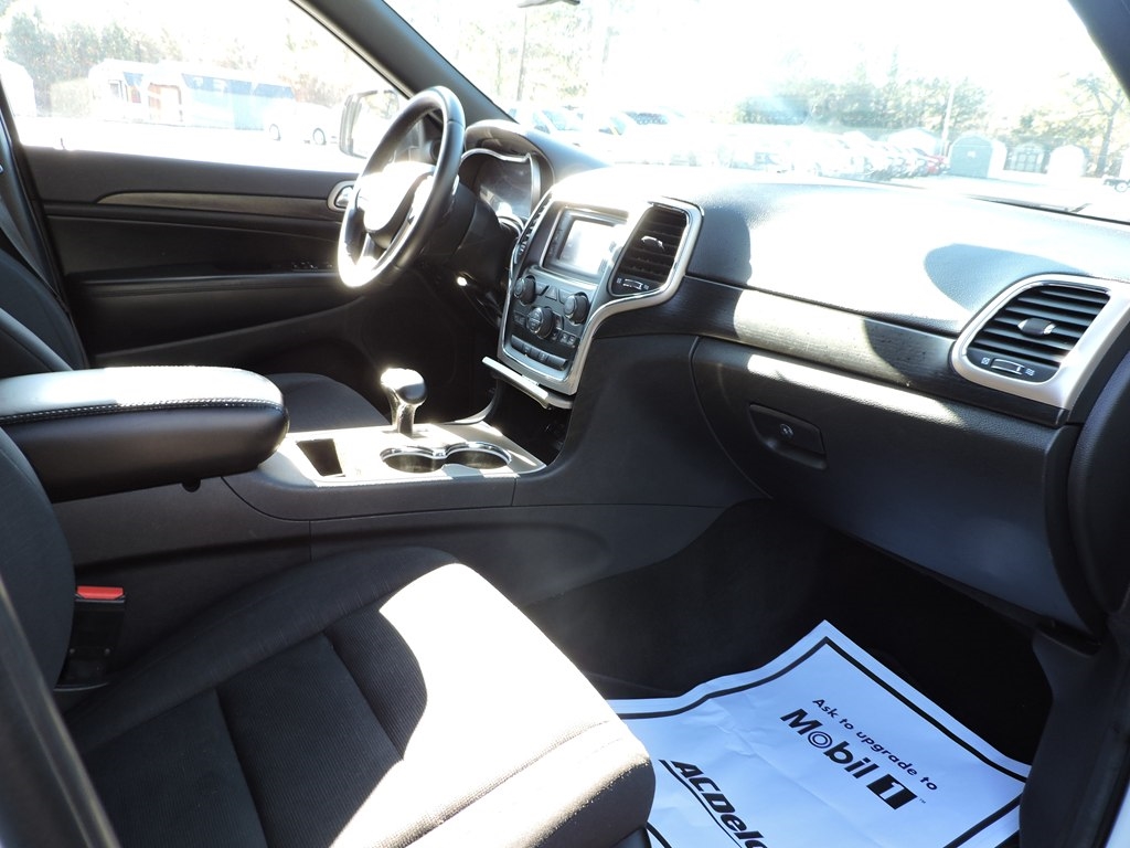 Jeep Grand Cherokee Laredo 4WD 2014