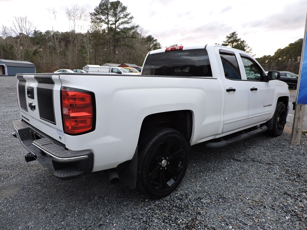 Chevrolet Silverado 1500 LT Double Cab 2WD 2015