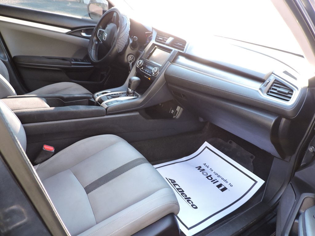 Honda Civic LX Sedan CVT 2017