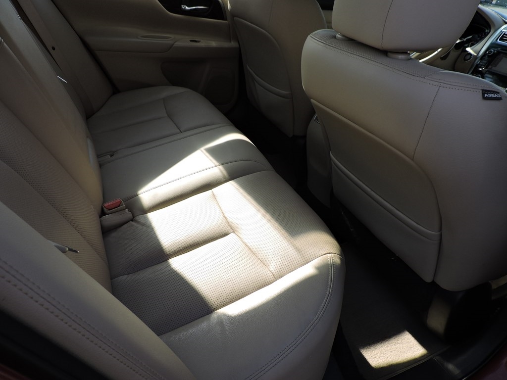 Nissan Altima 3.5 SV 2015