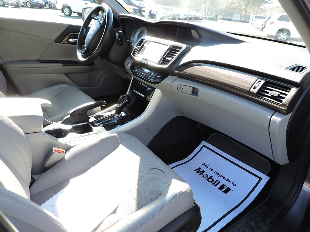 Honda Accord EX-L Sedan CVT 2016