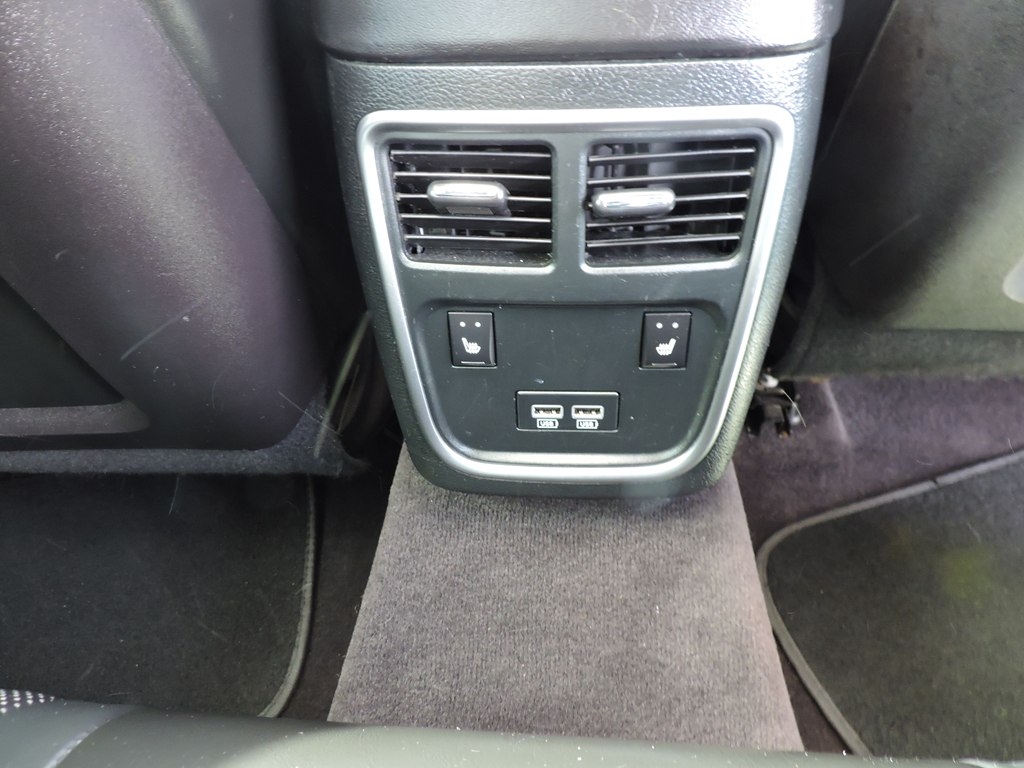 Chrysler 300 C Platinum AWD 2016