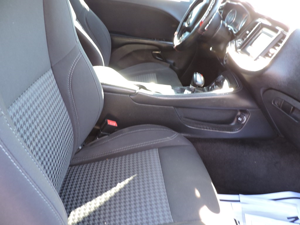 Dodge Challenger SXT 2015