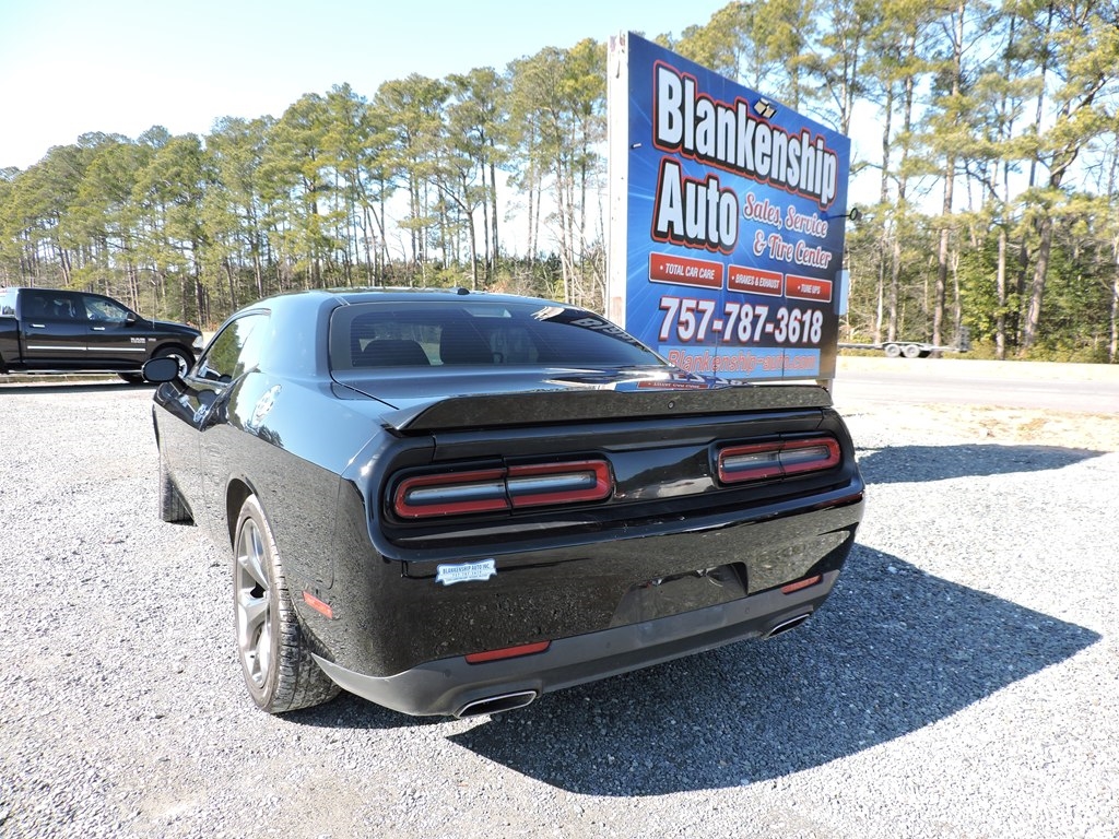 Dodge Challenger SXT 2015