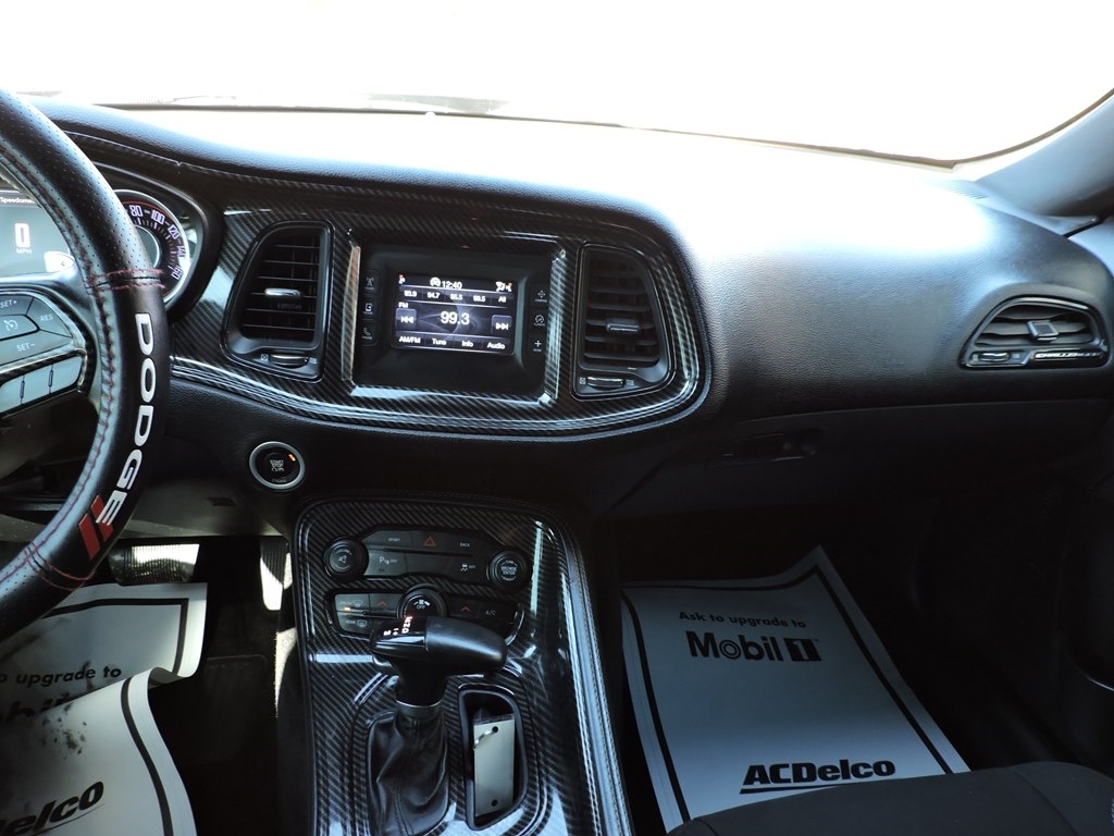 Dodge Challenger SXT 2015