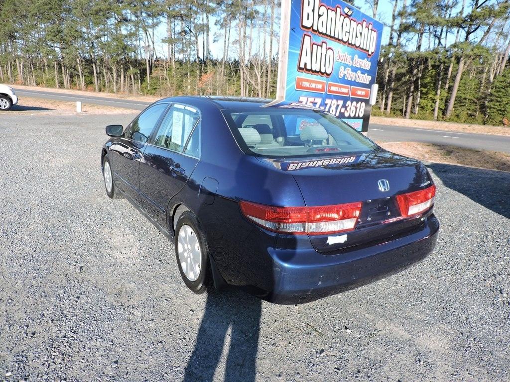 Honda Accord LX sedan AT 2004