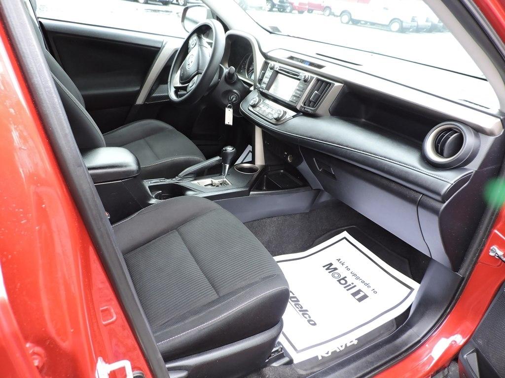 Toyota RAV4 XLE AWD 2015