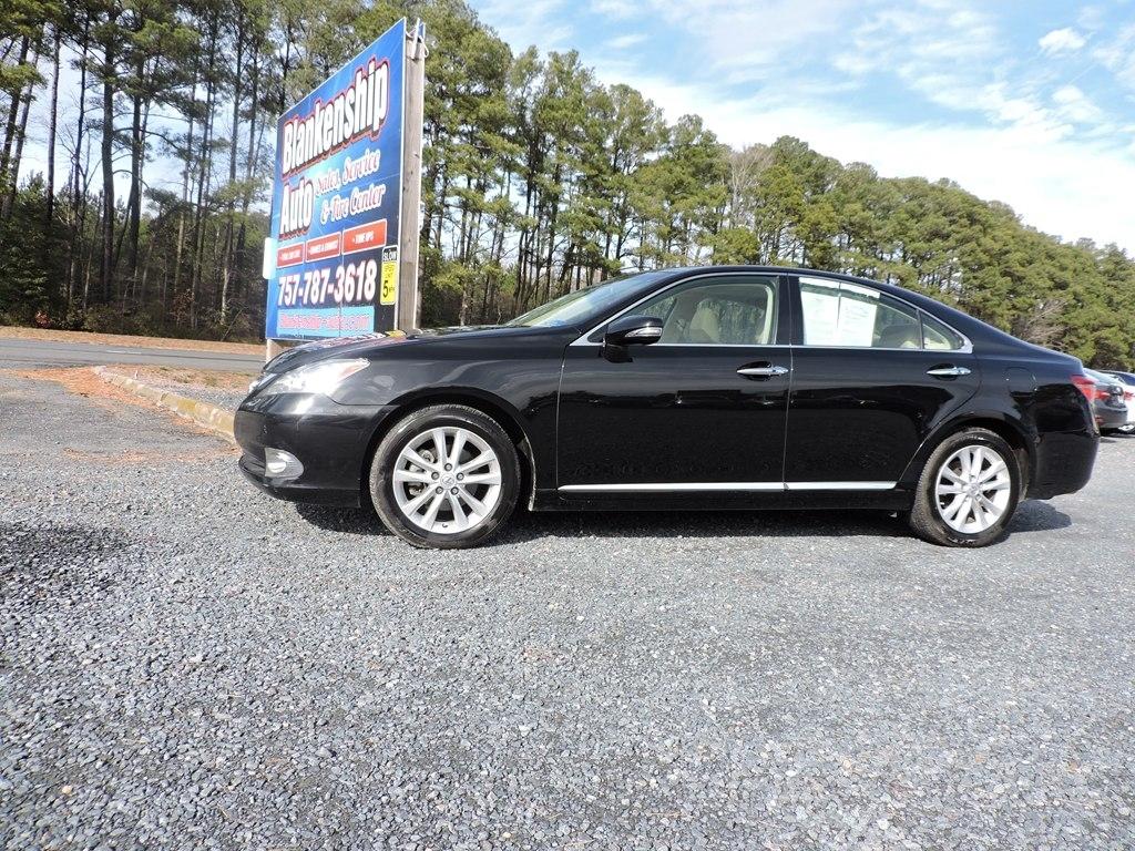 Lexus ES 350 Sedan 2011