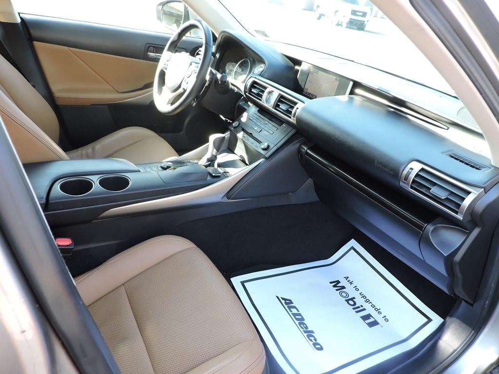 Lexus IS 250 AWD 2015