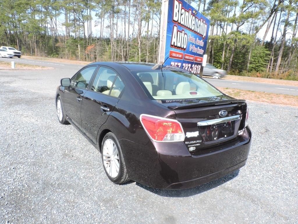Subaru Impreza Limited 4-Door+S/R 2013