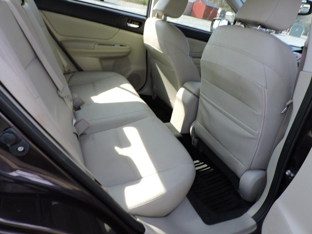 Subaru Impreza Limited 4-Door+S/R 2013