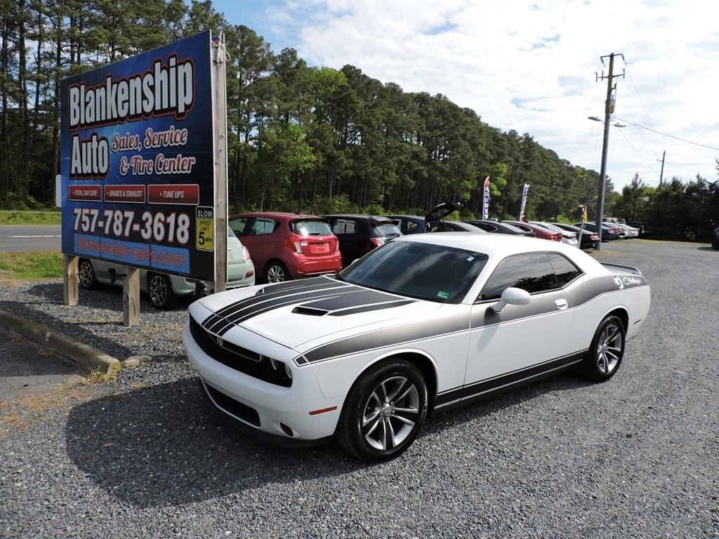 Dodge Challenger SXT 2019