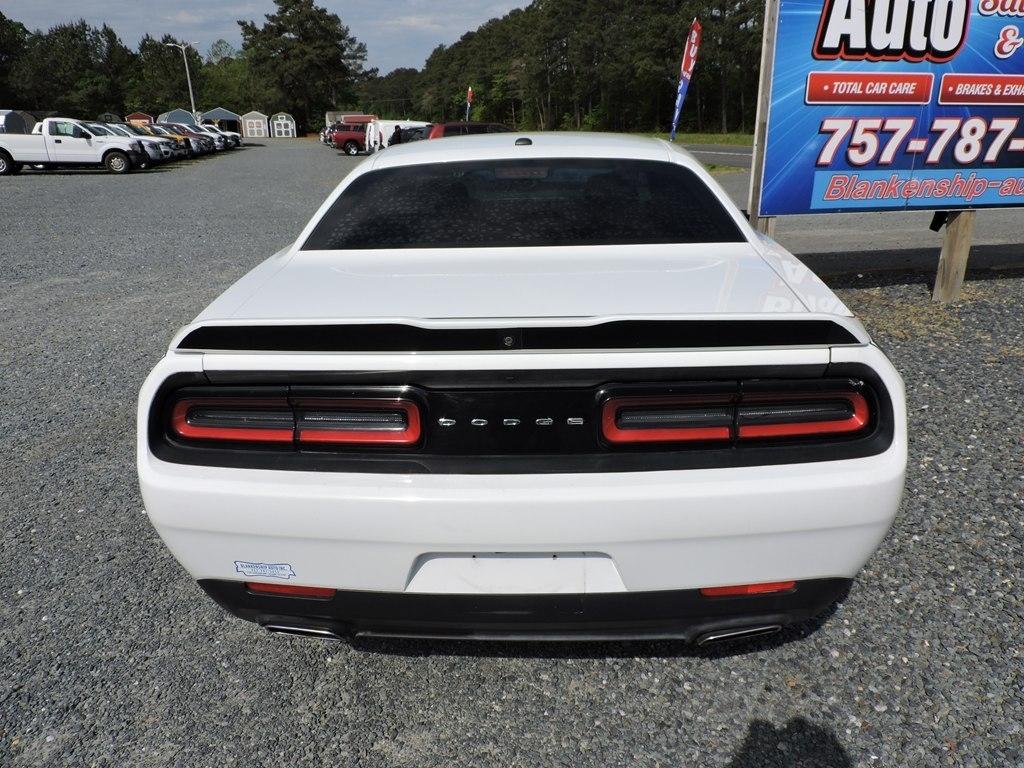 Dodge Challenger SXT 2019
