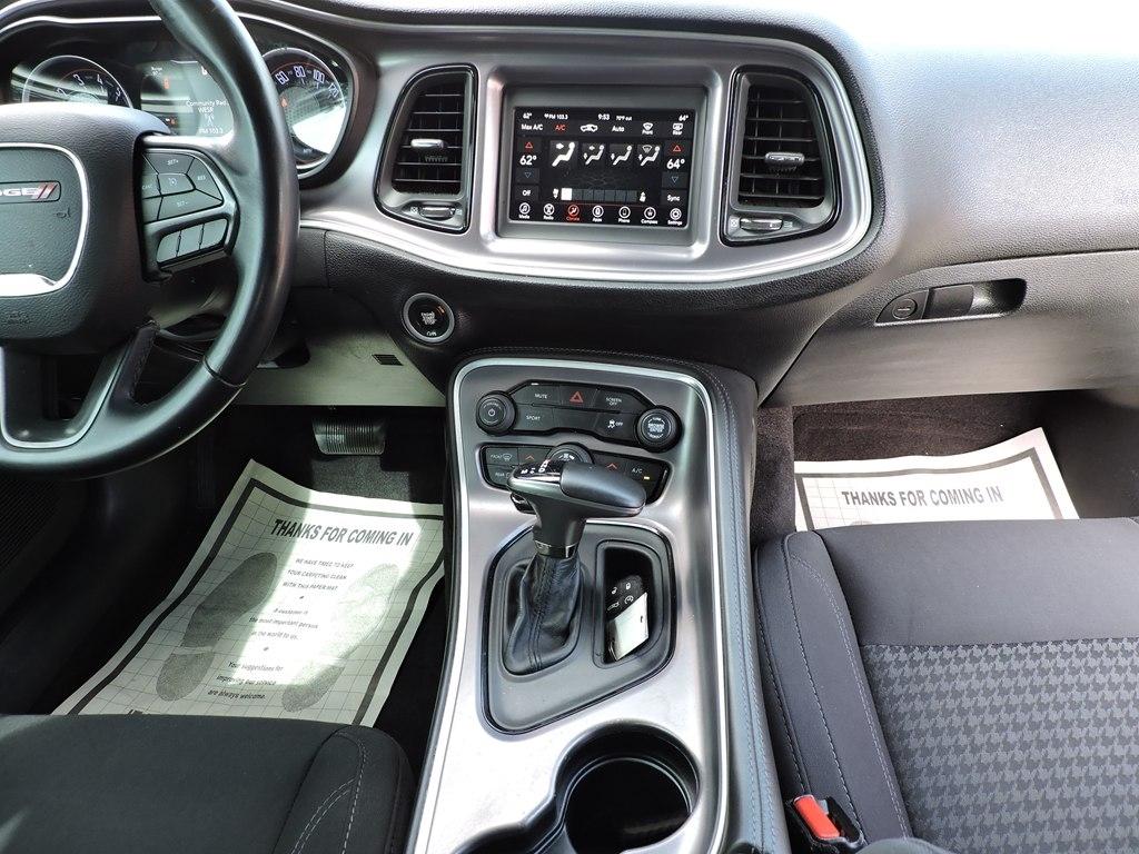 Dodge Challenger SXT 2019