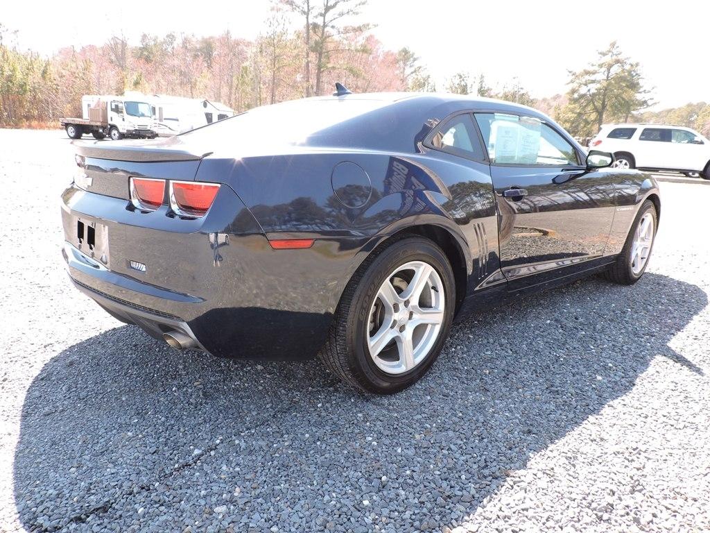 Chevrolet Camaro LS Coupe 2012