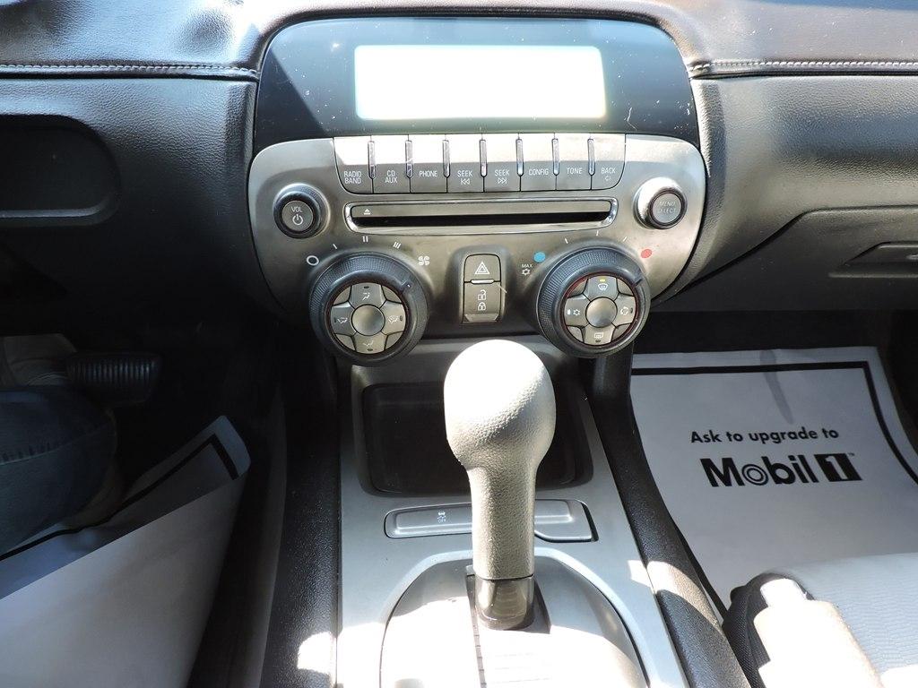 Chevrolet Camaro LS Coupe 2012