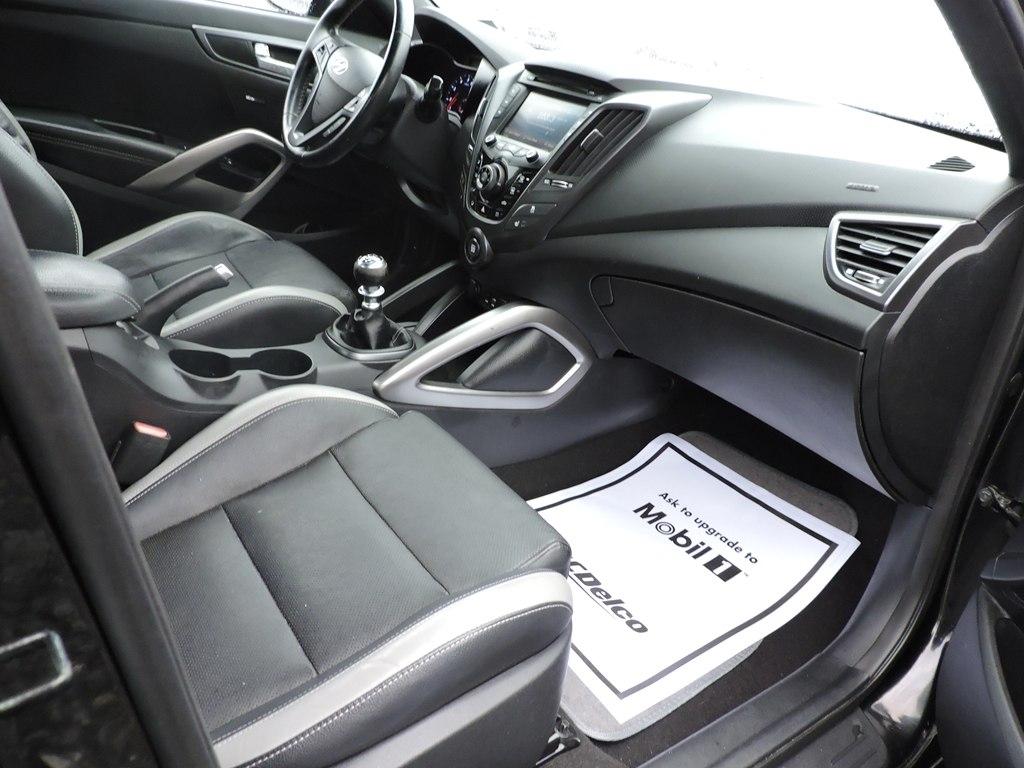 Hyundai Veloster Turbo 6MT 2016