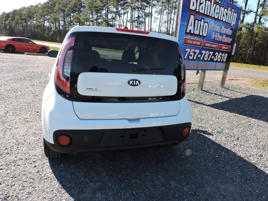 Kia Soul Base 6M 2018