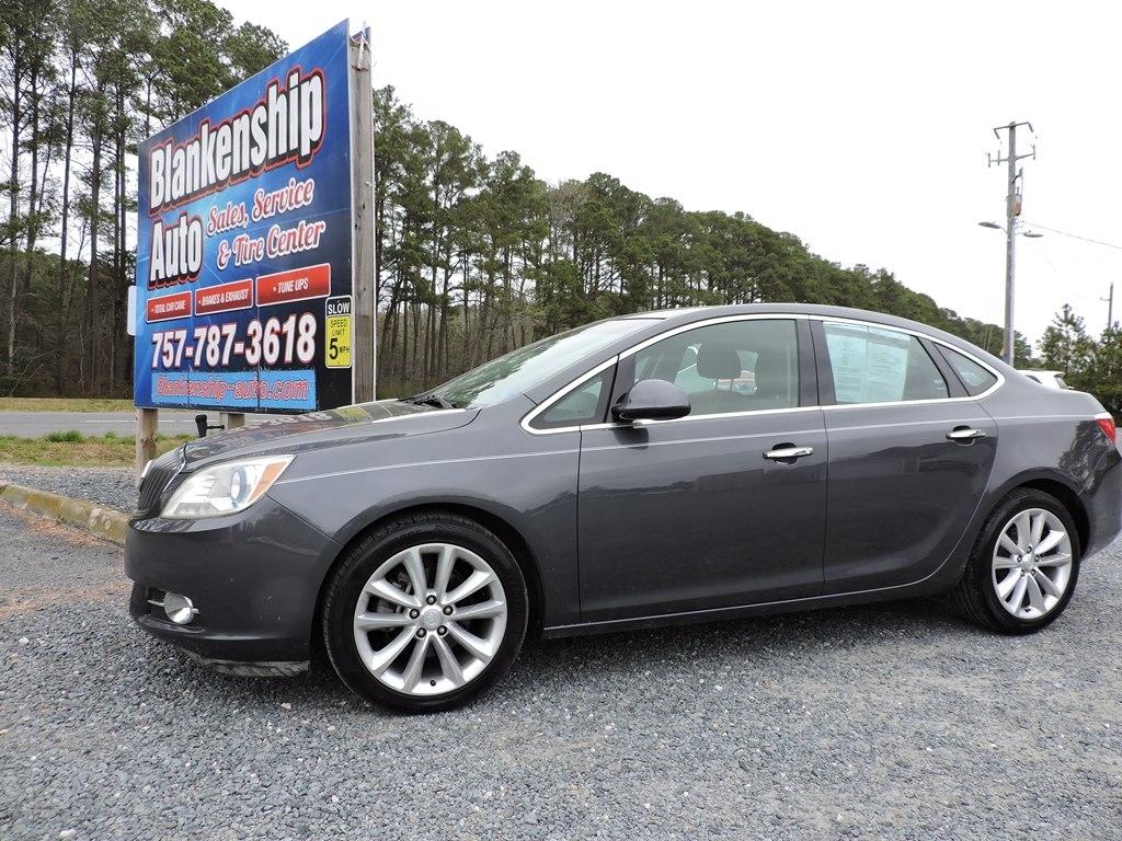 Buick Verano Base 2012