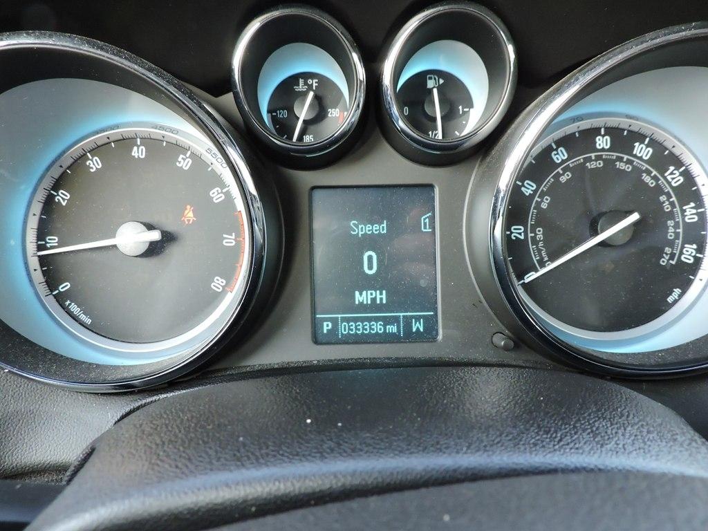 Buick Verano Base 2012