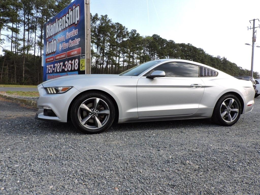 2016 Ford Mustang V6 Coupe