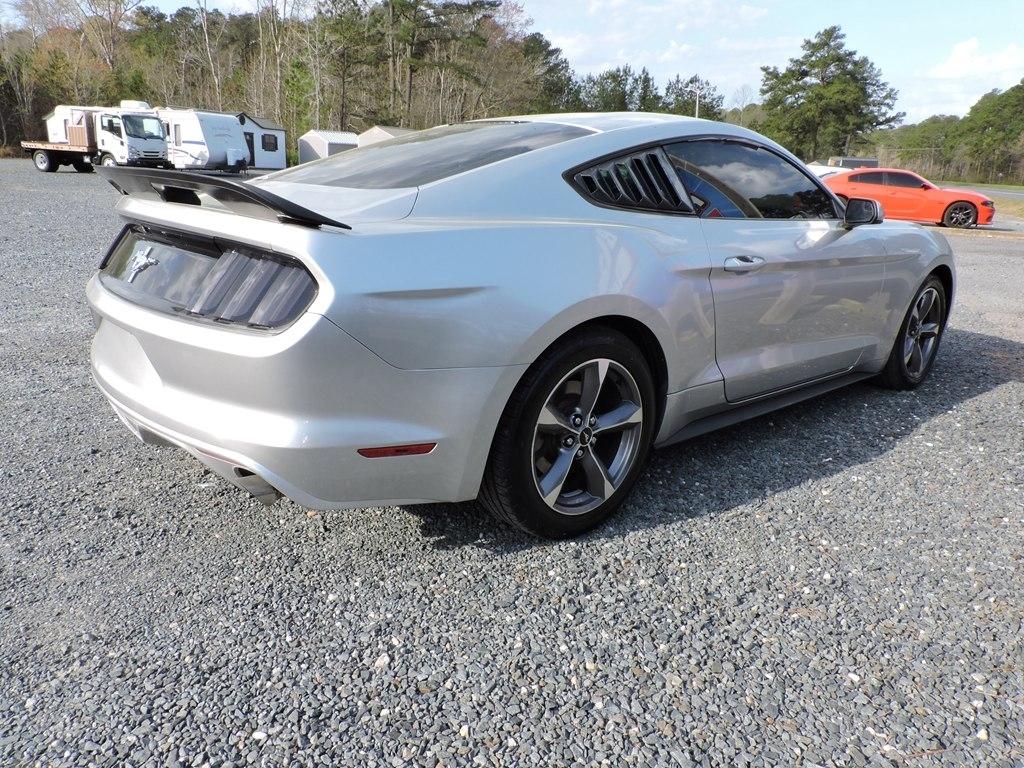 Ford Mustang V6 Coupe 2016