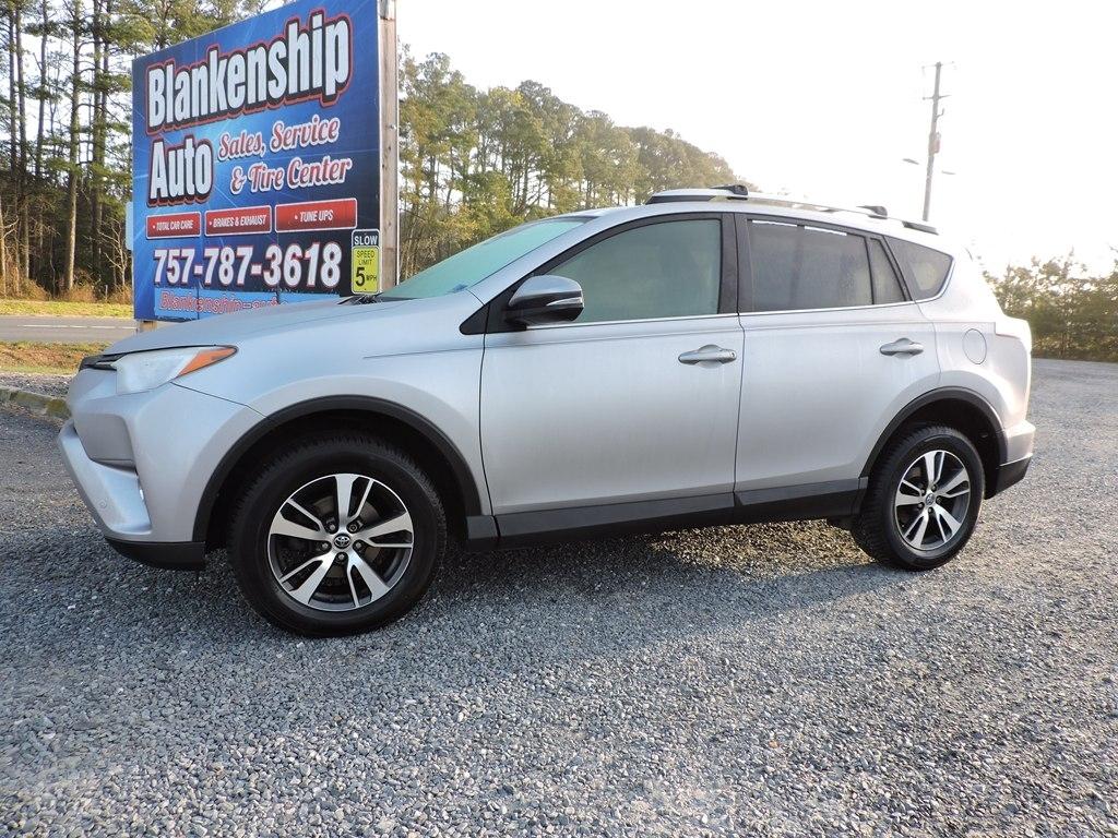 Toyota RAV4 XLE AWD 2016