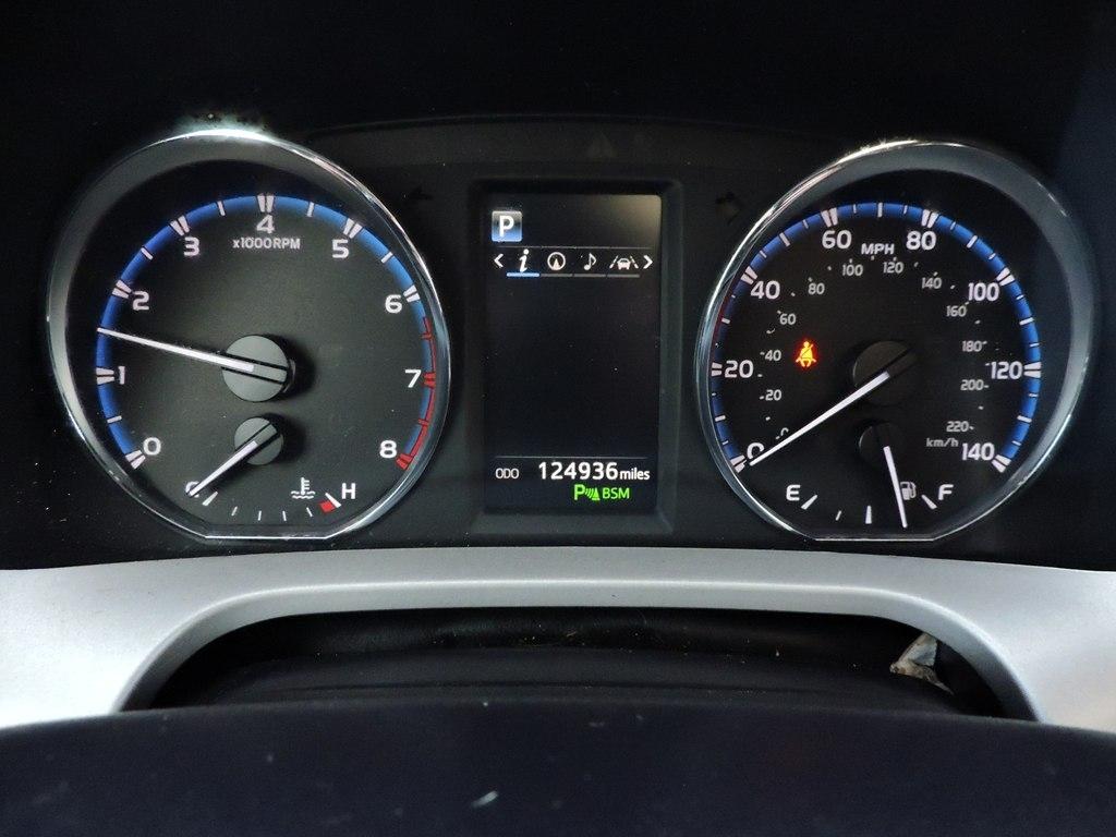 Toyota RAV4 XLE AWD 2016