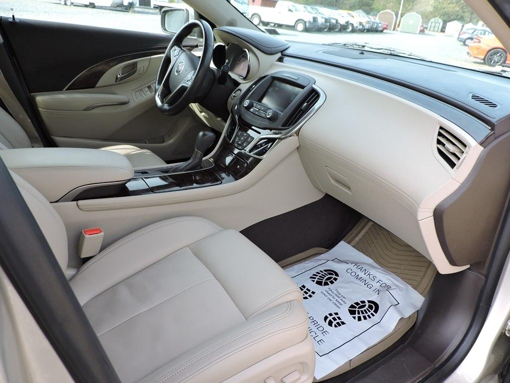 Buick LaCrosse 4dr Sdn Leather FWD 2014