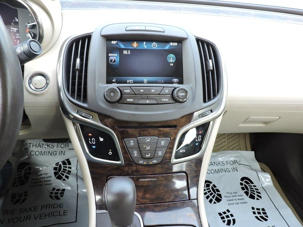 Buick LaCrosse 4dr Sdn Leather FWD 2014