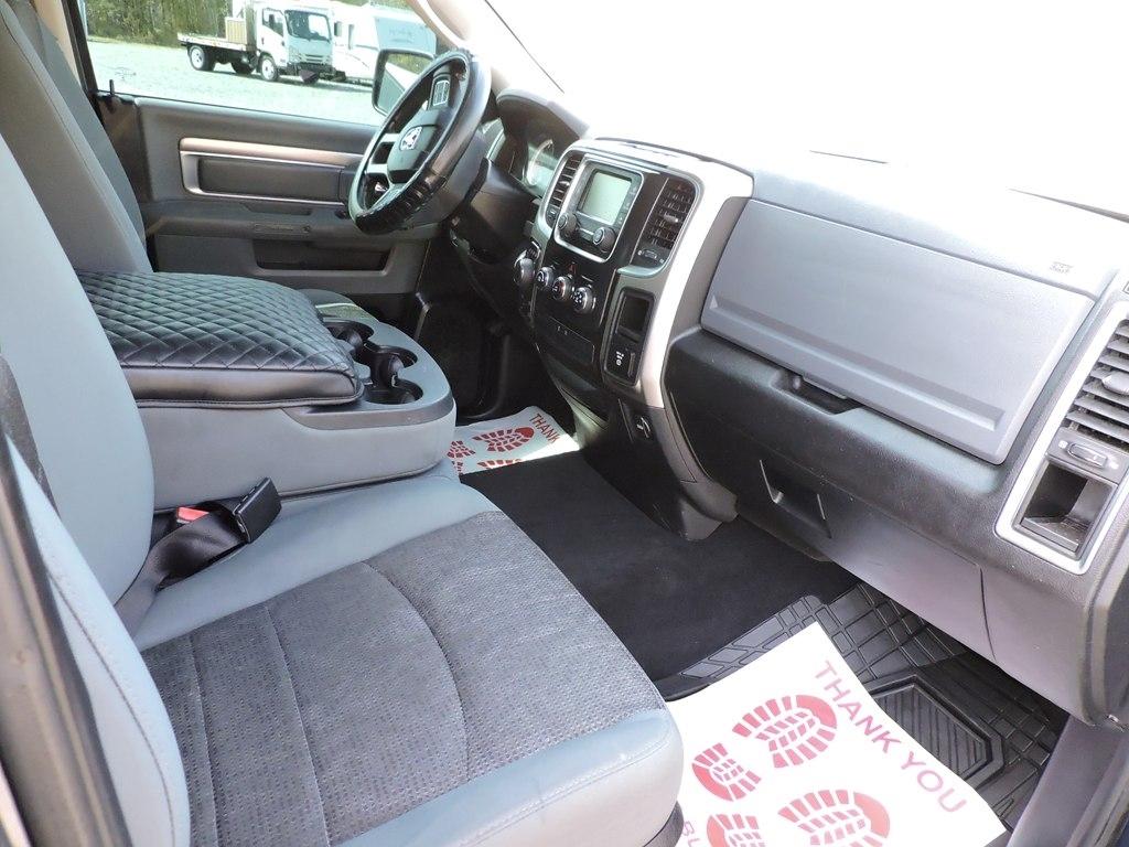 RAM 1500 4WD Quad Cab 140.5" Outdoorsman 2014