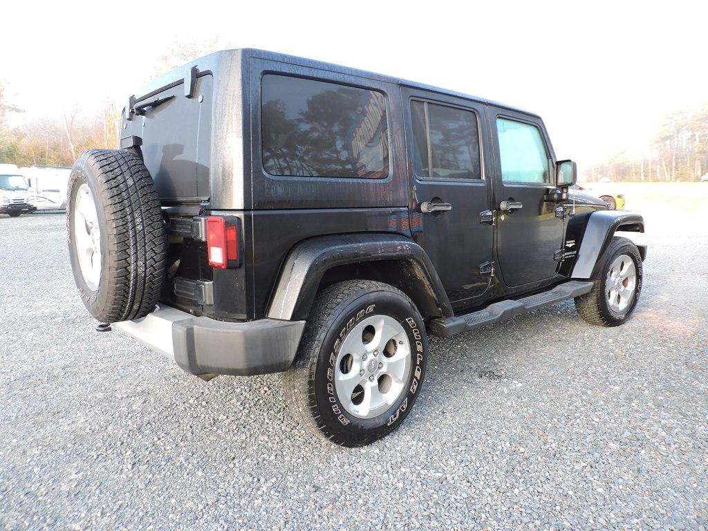Jeep Wrangler Unlimited 4WD 4dr Sahara 2015