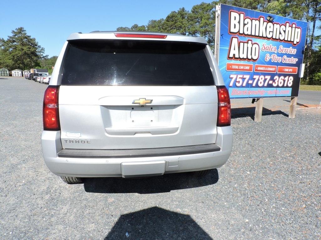 Chevrolet Tahoe 4WD 4dr LT 2017