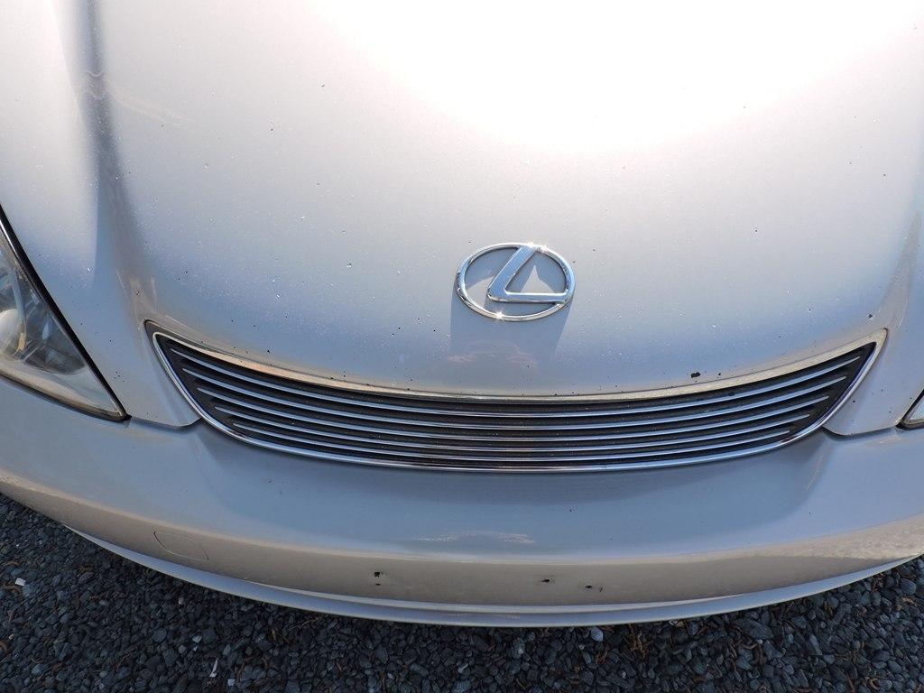 Lexus ES 330 4dr Sdn 2005