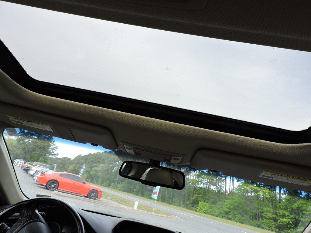 Acura ILX 4dr Sdn 2.0L Premium Pkg 2013