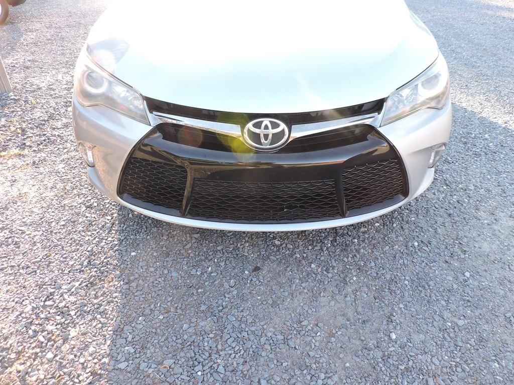 Toyota Camry XLE Auto (Natl) 2017