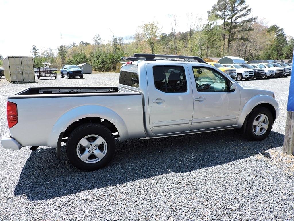 Nissan Frontier 4WD Crew Cab LWB Auto LE 2008