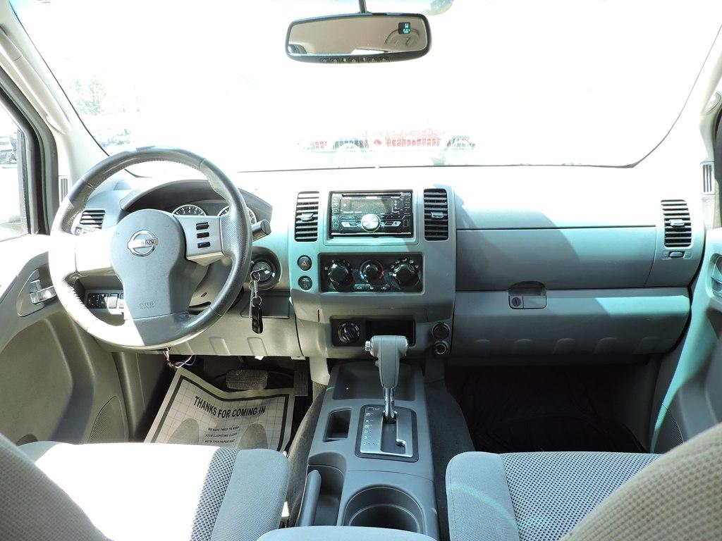 Nissan Frontier 4WD Crew Cab LWB Auto LE 2008