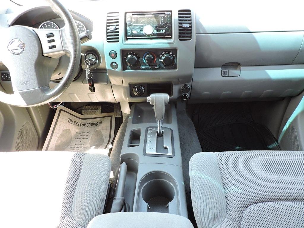Nissan Frontier 4WD Crew Cab LWB Auto LE 2008