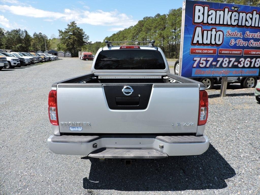 Nissan Frontier 4WD Crew Cab LWB Auto LE 2008
