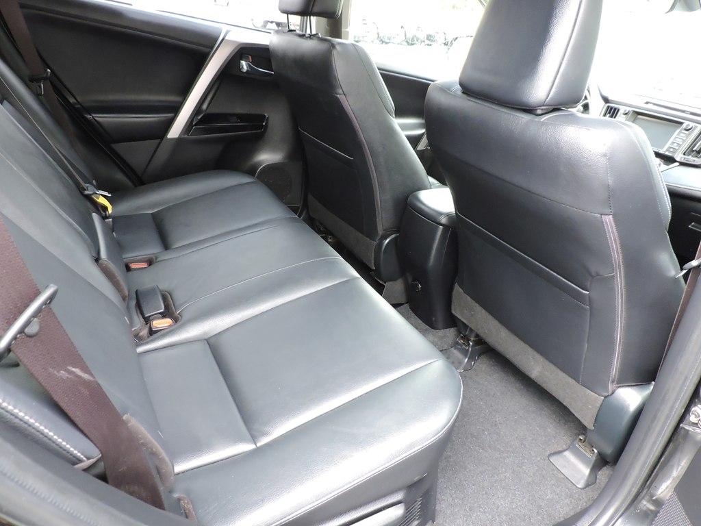 Toyota RAV4 Hybrid AWD 4dr Limited (Natl) 2016